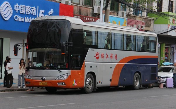 深圳租班车